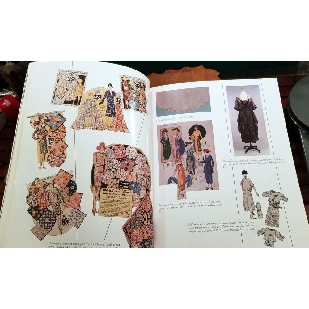 Fashions of the Roaring '20s by Ellie Laubner 1997 Paperback